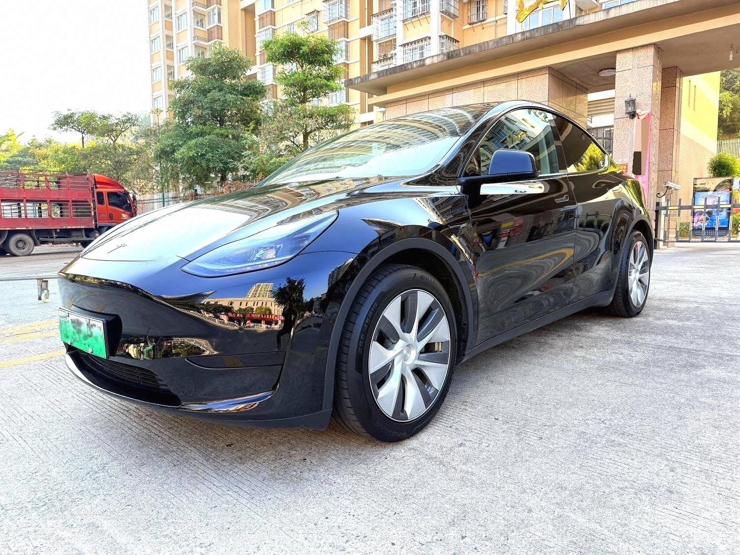 Tesla Model Y 2022 Tesla Model Y 2022 car image