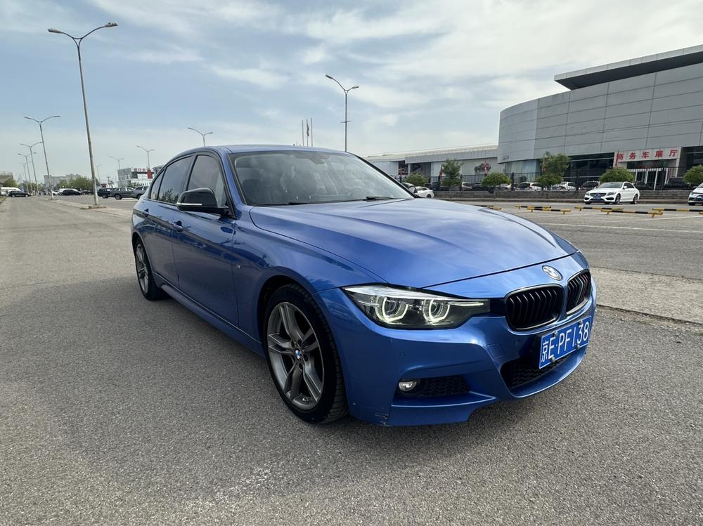 BMW 3 Series 2018 صورة سيارة #3