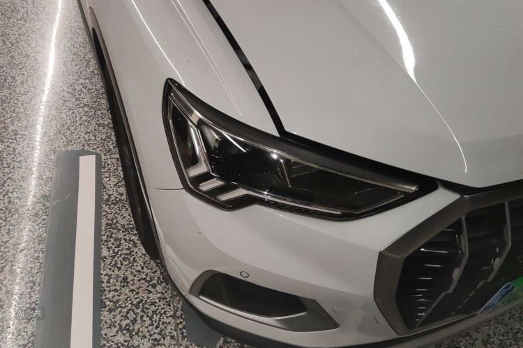 Audi Q3 2021 #8 Audi Q3 2021 car image #8