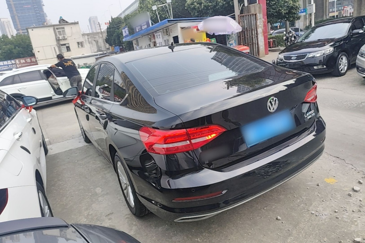 Volkswagen Lavida 2019 #7 Volkswagen Lavida 2019 car image #7