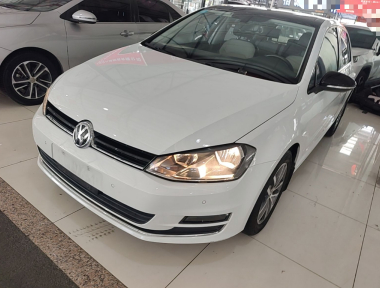 Volkswagen Golf 2017 car image 