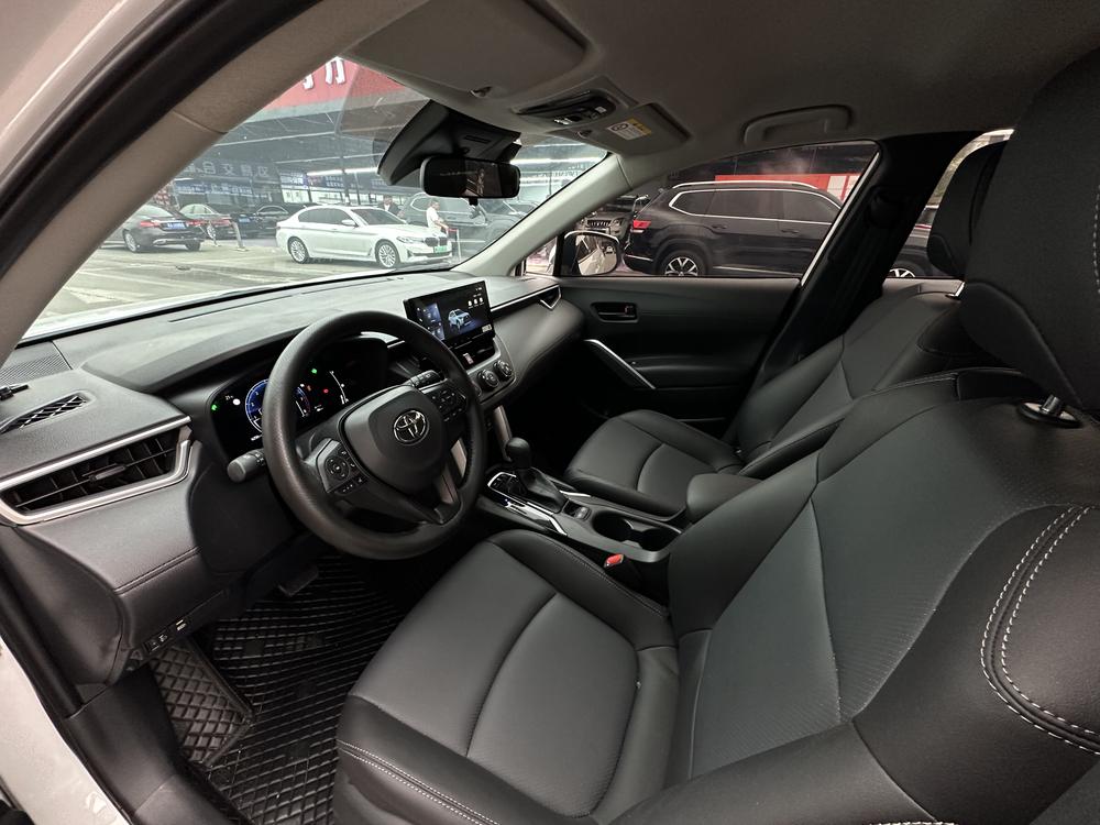 2024 #8 2024 immagine di auto #8