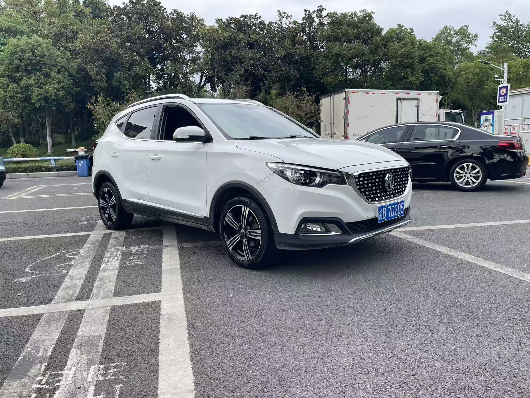 MG ZS 2018 #3 MG ZS 2018 car image #3