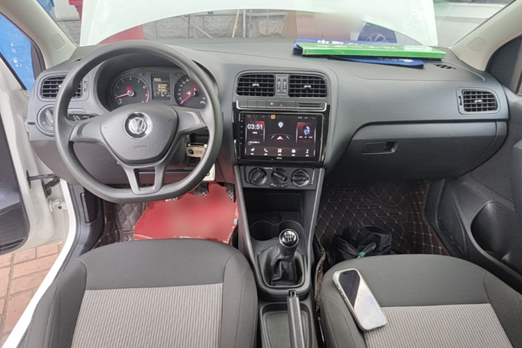 Volkswagen Polo 2016 #10 Volkswagen Polo 2016 car image #10