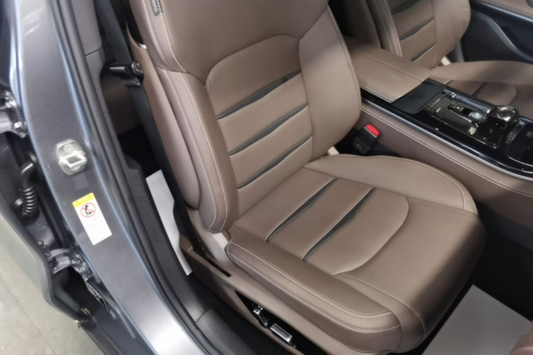 BYD Han 2022 car image #24