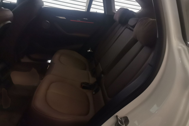 BMW X1 2023 #14 BMW X1 2023 immagine di auto #14