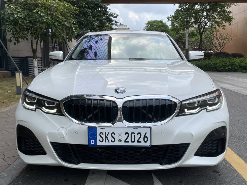 BMW 3 Series 2021 car image #2