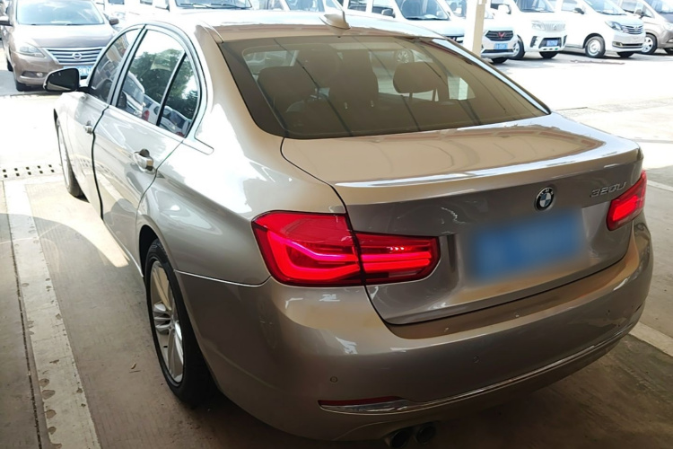 BMW 3 Series 2017 #7 BMW 3 Series 2017 car image #7