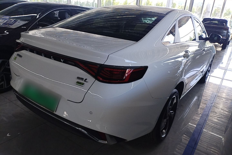 GEELY Emgrand L HiP 2022 car image #7