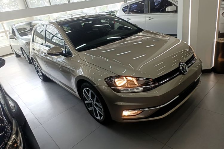 Volkswagen Golf 2019 #6 Volkswagen Golf 2019 car image #6