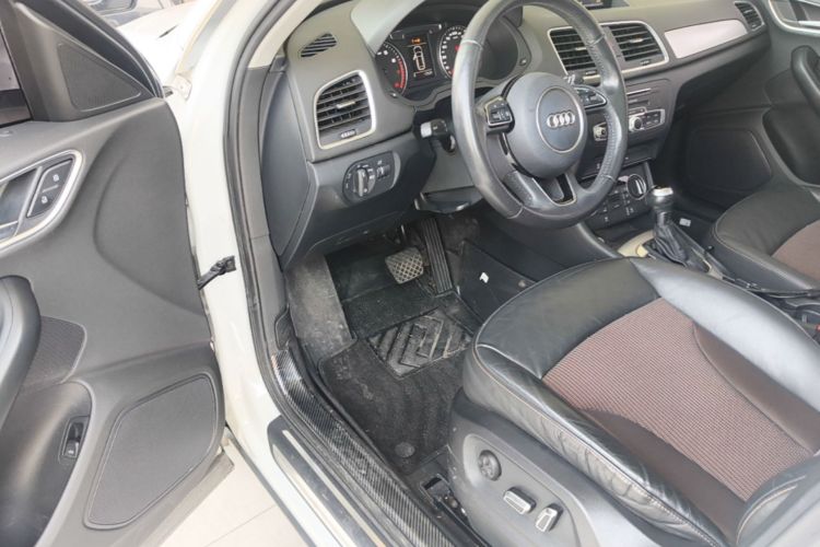 Audi Q3 2017 #16 Audi Q3 2017 car image #16