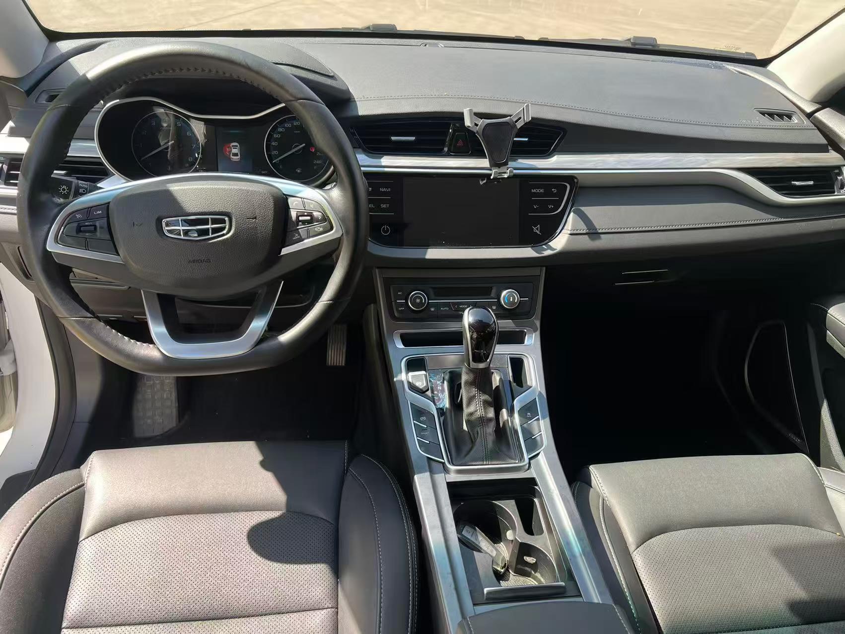 GEELY Emgrand 2020 #6 GEELY Emgrand 2020 car image #6