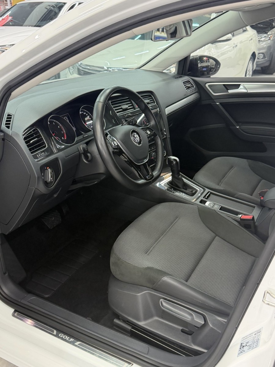 Volkswagen Golf 2020 #3 Volkswagen Golf 2020 car image #3
