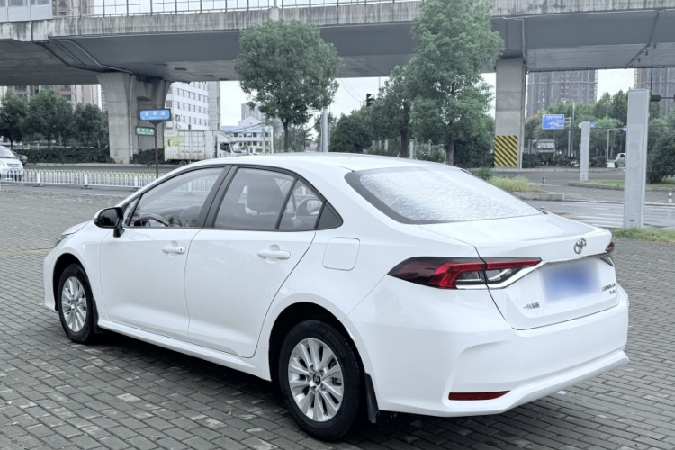 Toyota Corolla 2019 #5 Toyota Corolla 2019 car image #5