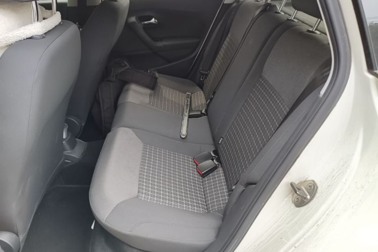 Volkswagen Polo 2019 car image #17