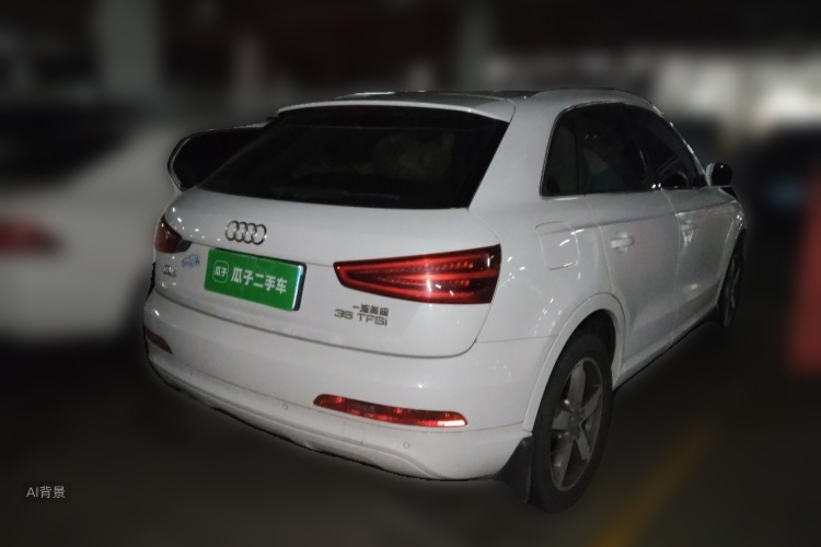 Audi Q3 2016 car image #7