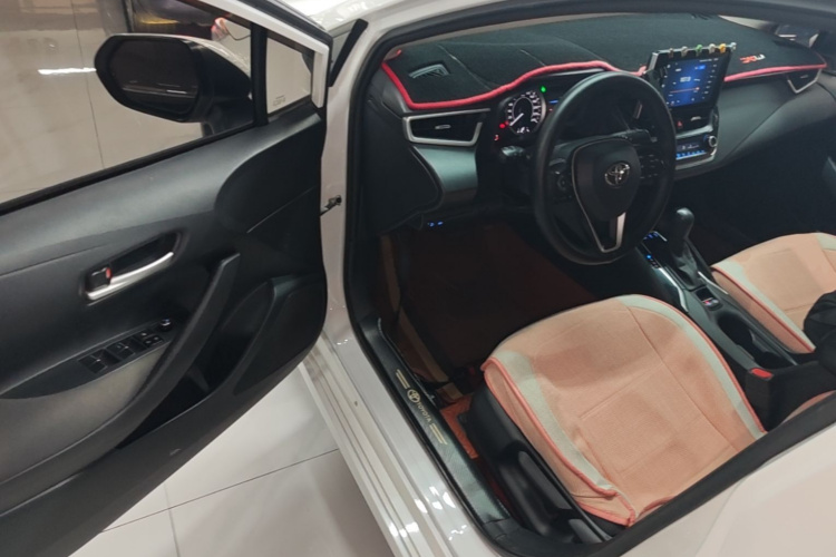 Toyota Corolla 2021 immagine di auto #16
