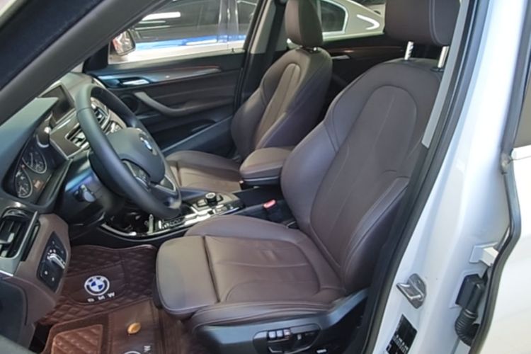 BMW X1 2018 car image #15