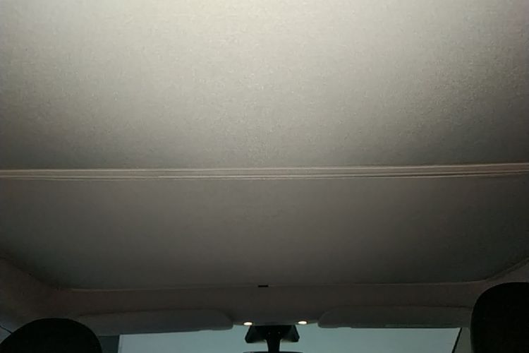 Tesla Model Y 2024 car image #18