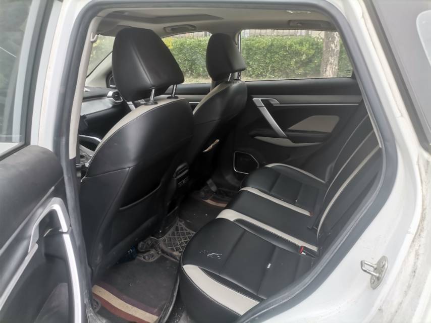 GEELY Coolray 2021 car image #6