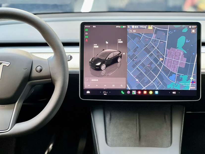 Tesla Model Y 2023 #7 Tesla Model Y 2023 car image #7