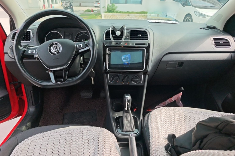 Volkswagen Polo 2018 imagem de carro #11