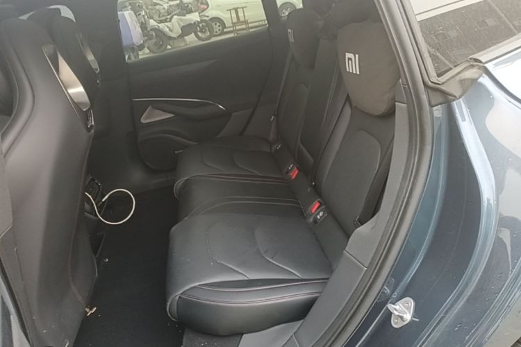 MI SU7 2024 image de voiture #13