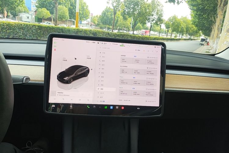 Tesla Model 3 2023 #13 Tesla Model 3 2023 car image #13