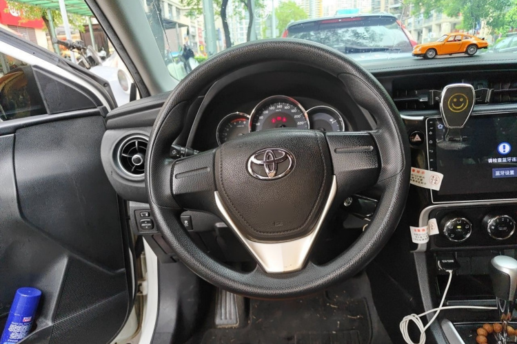 Toyota Corolla 2017 #15 Toyota Corolla 2017 car image #15
