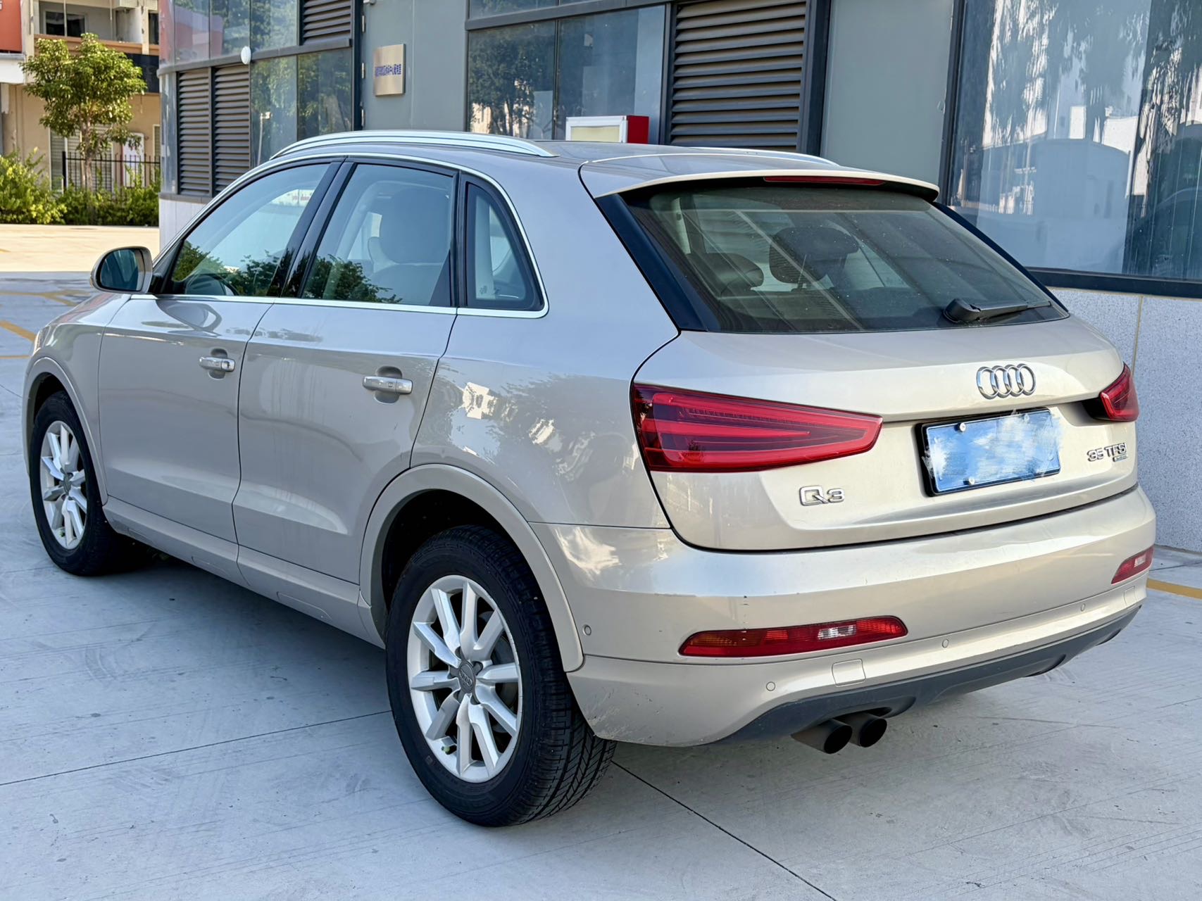 Audi Q3 (Imported) 2013 #6 Audi Q3 (Imported) 2013 car image #6