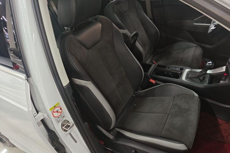 Audi Q3 2021 #24 Audi Q3 2021 immagine di auto #24