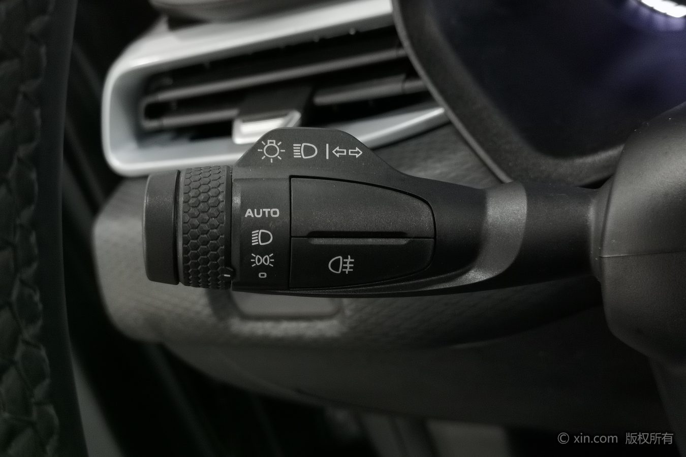 GEELY Emgrand 2025 #22 GEELY Emgrand 2025 car image #22