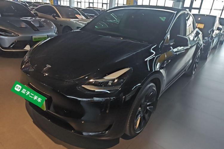 Tesla Model Y 2022 #2 Tesla Model Y 2022 car image #2