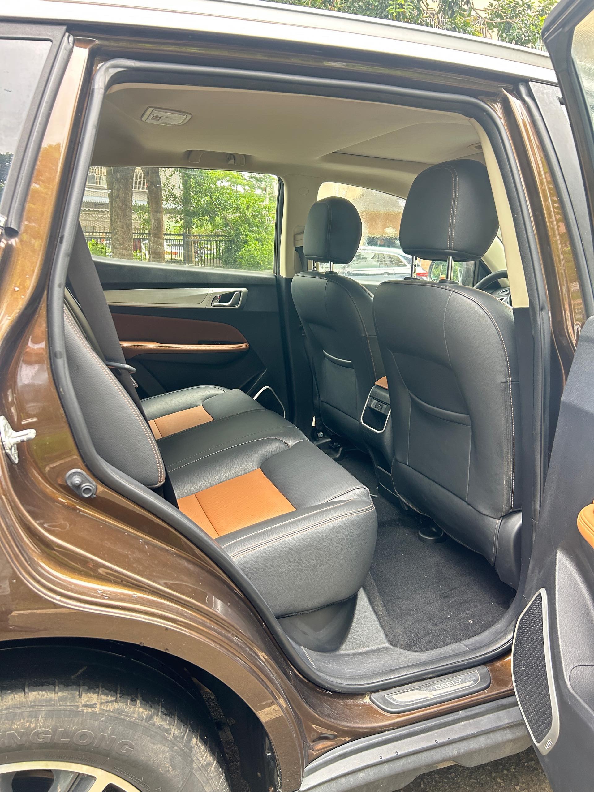 GEELY Vision X6 2019 car image #9