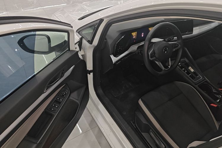 Volkswagen Golf 2024 #16 Volkswagen Golf 2024 car image #16