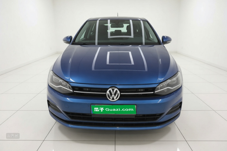 Volkswagen Polo 2019 car image #3
