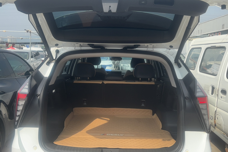 GEELY Boyue L 2024 image de voiture #19