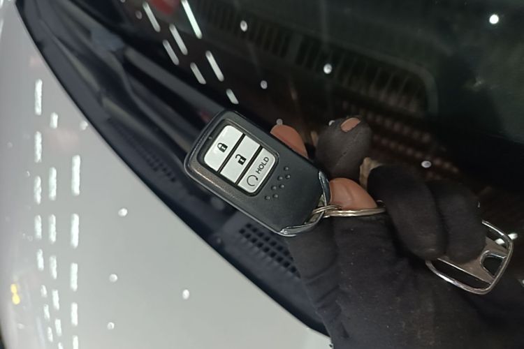 Honda CR-V 2018 car image #10