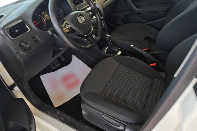 Volkswagen Polo 2018 #19 Volkswagen Polo 2018 car image #19