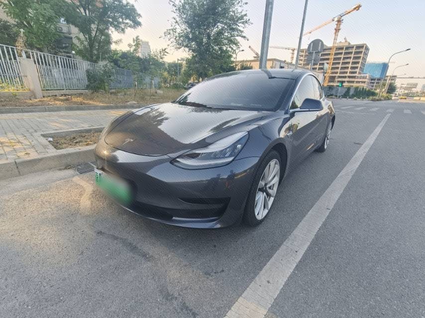 Tesla Model 3 2020 car image 