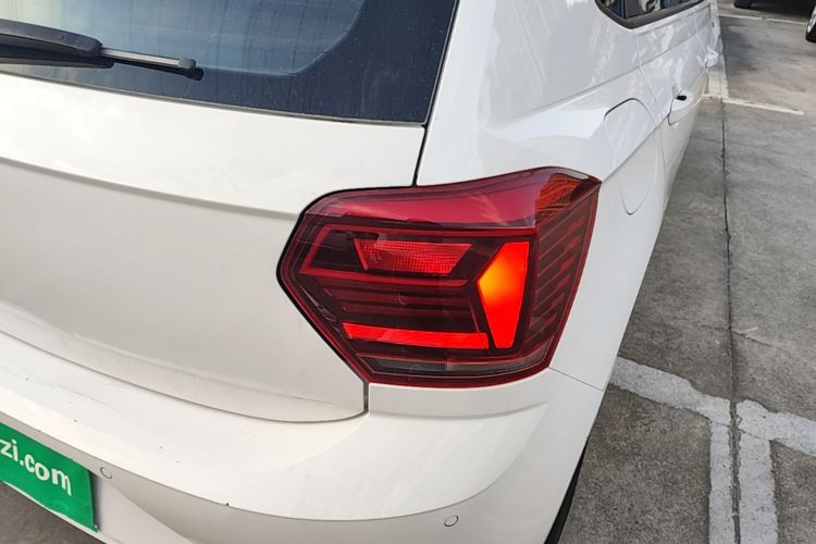 Volkswagen Polo 2021 #8 Volkswagen Polo 2021 صورة سيارة #8