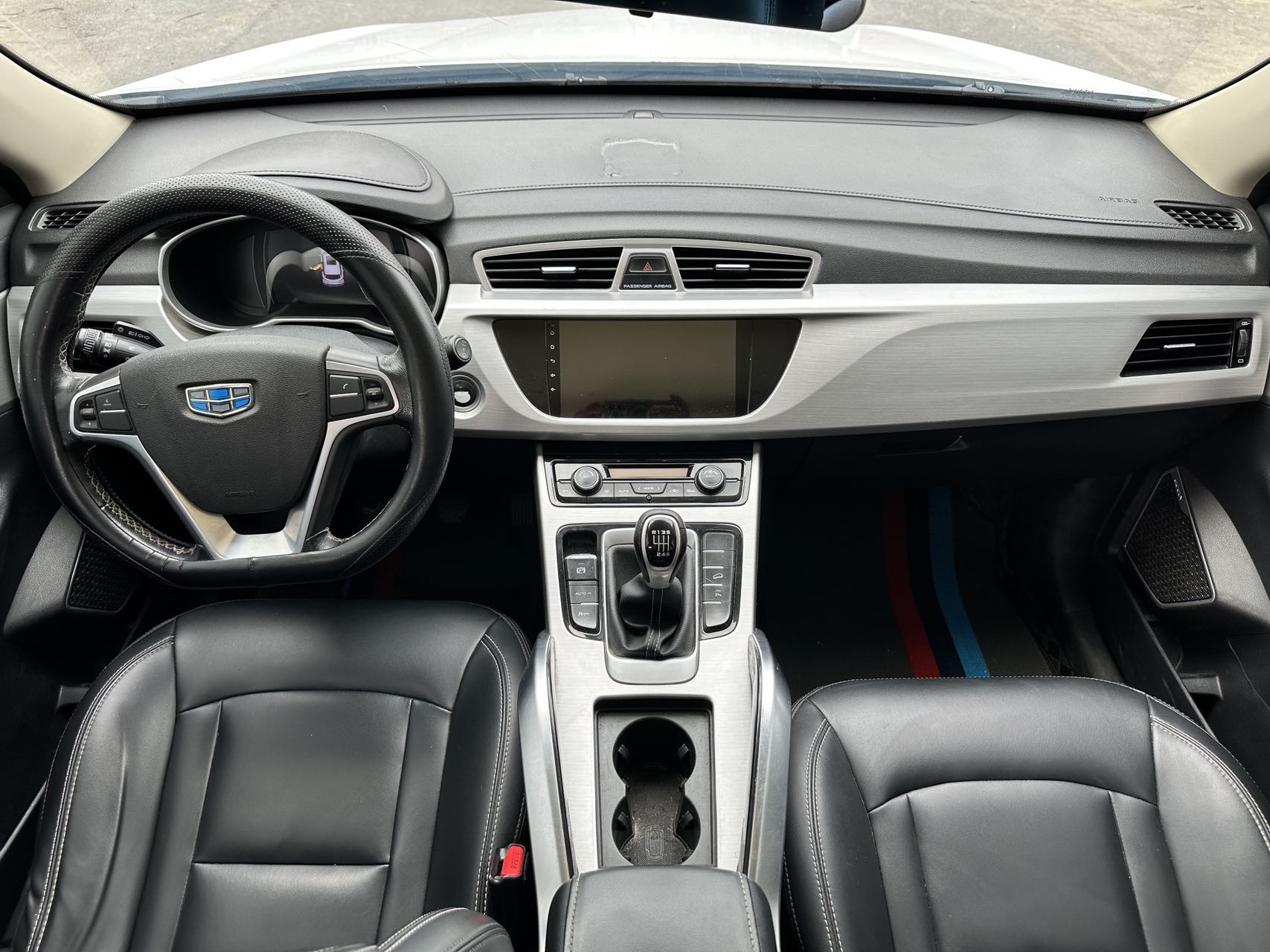 GEELY Boyue 2017 car image #3