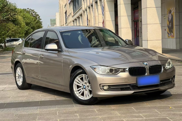 BMW 3 Series 2015 #6 BMW 3 Series 2015 car image #6
