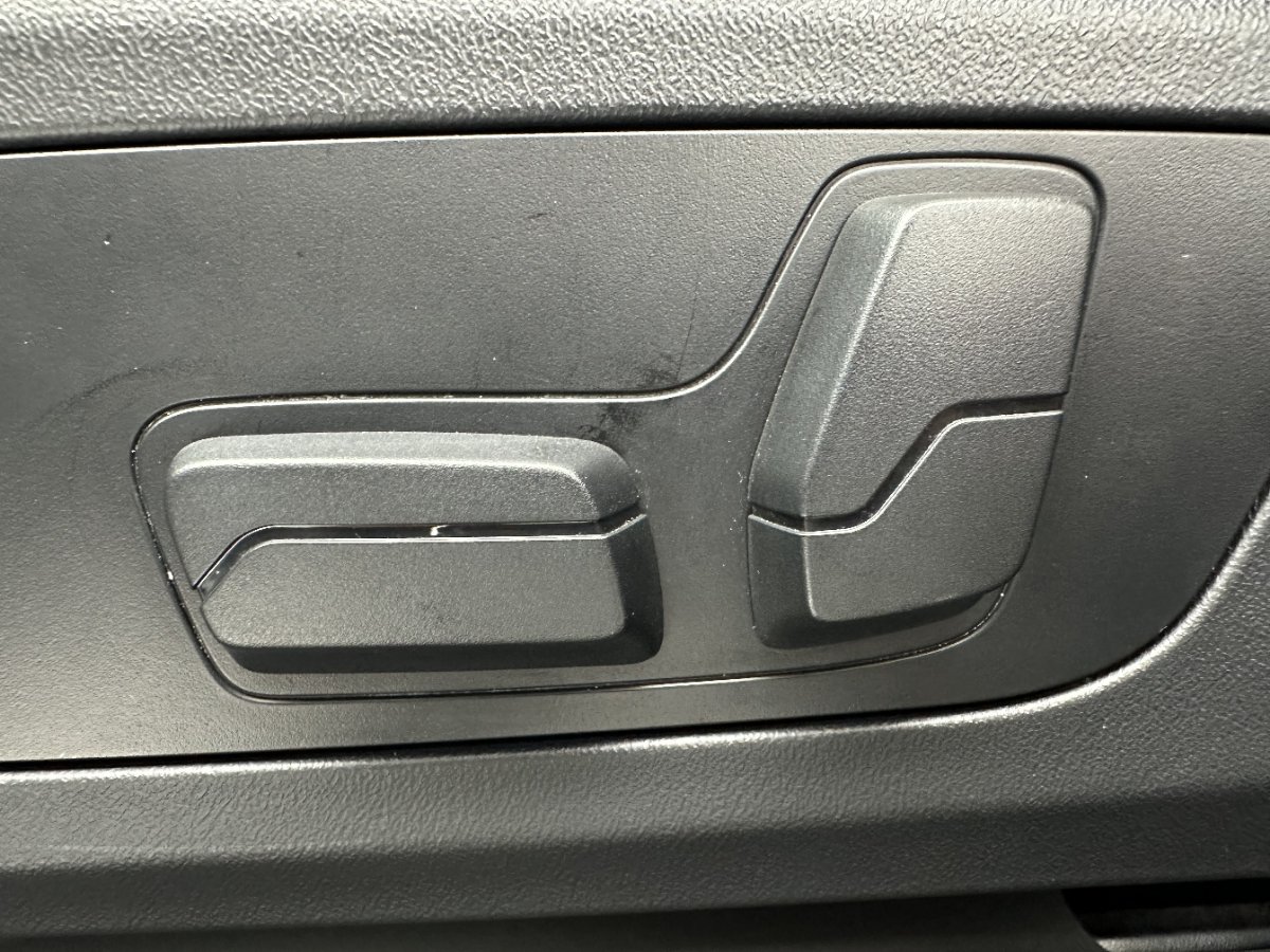 BMW X1 2023 car image #12