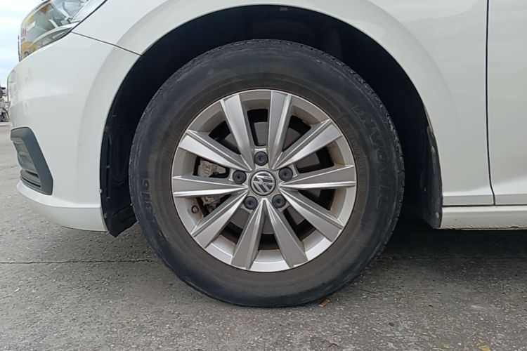 Volkswagen Lavida 2020 car image #9