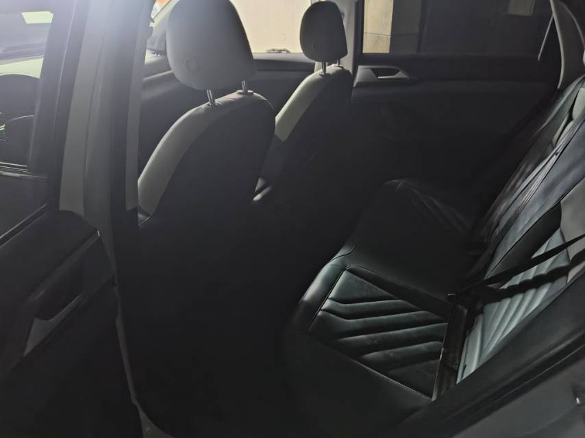 2023 immagine di auto #3