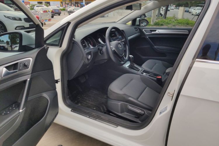 Volkswagen Golf 2019 #16 Volkswagen Golf 2019 car image #16