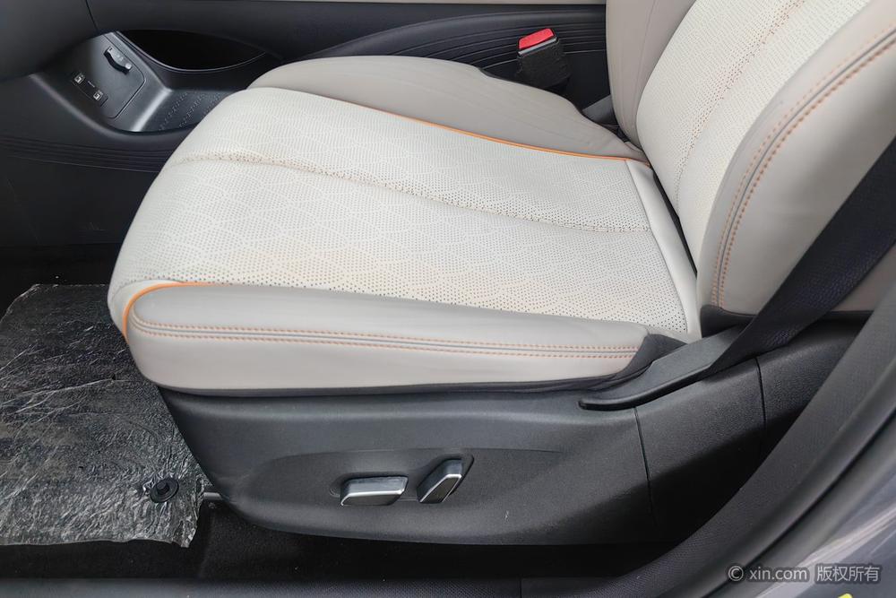 BYD Yuan Plus 2024 imagen de coche #18