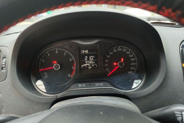 Volkswagen Polo 2017 #12 Volkswagen Polo 2017 car image #12