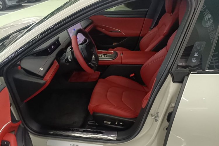 MI SU7 2024 immagine di auto #15